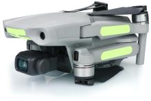 Světelné štítky pro drony