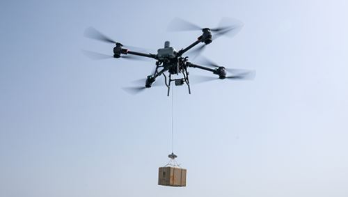 DJI přichází s revolučním transportním dronem, unese až 40 kilogramů