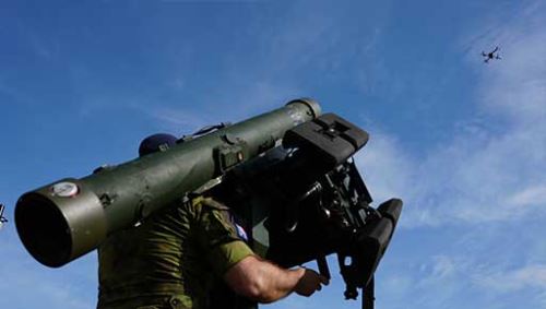 Drony cvičně zaútočily na jadernou elektrárnu Dukovany, zasáhla armáda