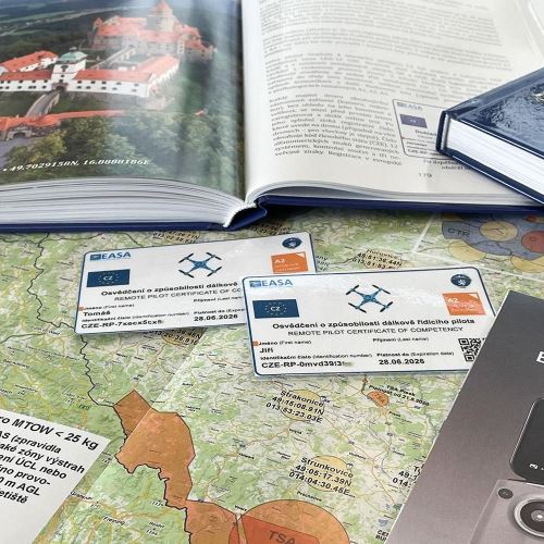 Příprava pilota dronu na zkoušku A2