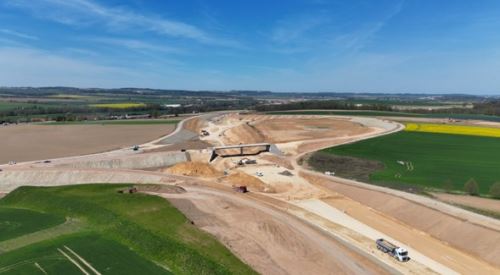 Využití dronů na stavbě dálnice D35